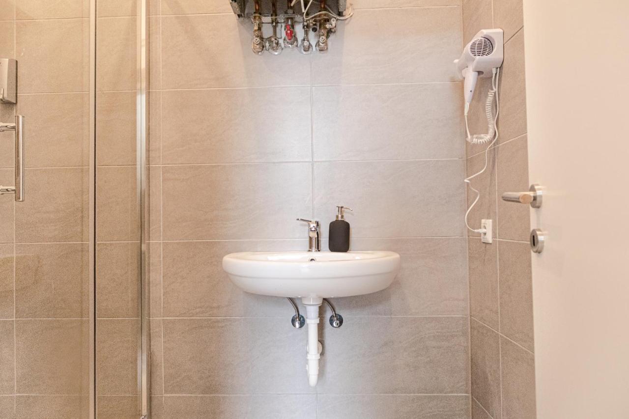 Pleasing 2Br Apt. Akh-Perfect For Groups Viena Exterior foto